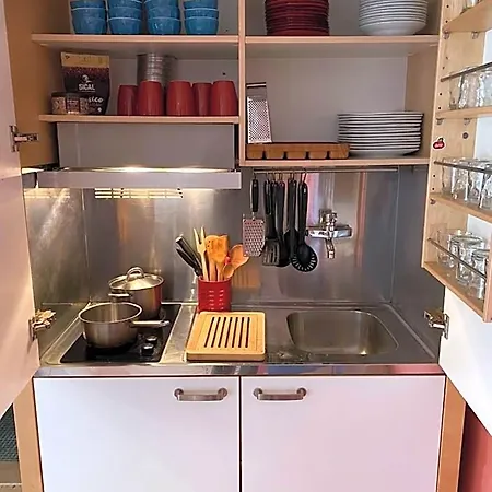 Amazigh & Dorm With Share Kitchen * Cascaes
